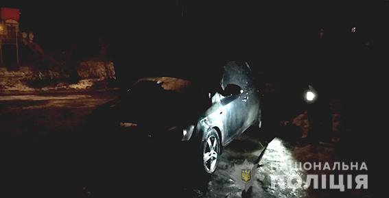 В Шостке сгорел автомобиль депутата местного горсовета Олега Романовского. Фото: Нацполиция