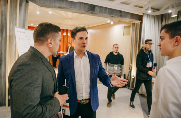 Писатель Макс Кидрук.