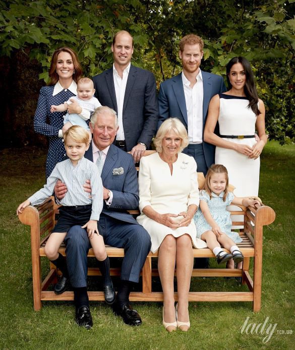 Принц Чарльз с семьей отпраздновал 70-летний юбилей