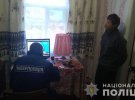 На Киевщине 45-мужчина насиловал своих двух дочерей 14 и 15 лет и снимал с ними порно, которым торговал в Даркнете