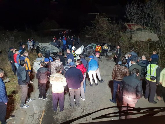 В Зaкaрпaтской  oблaсти произошло смертельное   ДТП с участием двух автомобилей   Toyota Camry тa Skoda Octavia. Водители погибли