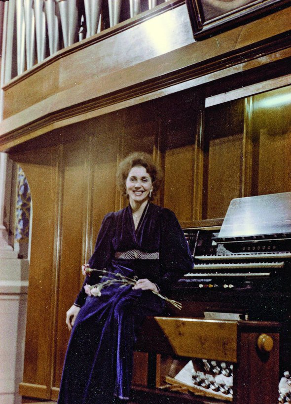 Ірина Калиновська після концерту в Національному будинку органної та камерної музики. Київ, 1983 рік