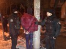 В Киеве мужчина с криками "Я тебя убью!" и с ножом напал на девушку в маршрутке №439