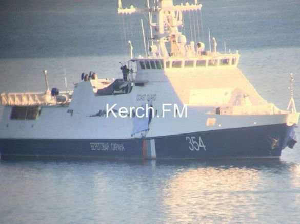 Прикордонники РФ застосували зброю на ураження проти корабля ВМС України "Бердянськ" 25 листопада в нейтральних водах, а не в "територіальному морі" Росії, як заявили в ФСБ