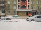 27-летний мужчина выбросился с 14 этажа дома по ул. Олейника, 3 в Киеве
