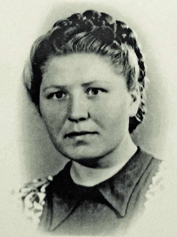 Анастасія Гулей у Київському лісогосподарському інституті отримала спеціальність інженера лісового господарства, фото 1950 року
