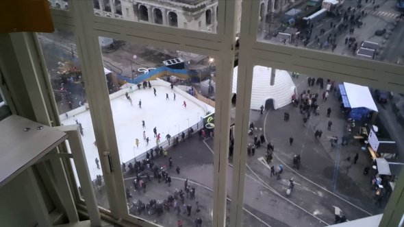 Другим аргументом стало те, що атракціон розташований у нижній частині міста - це заважає огляду.
