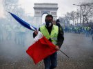 Во Франции продолжаются протесты