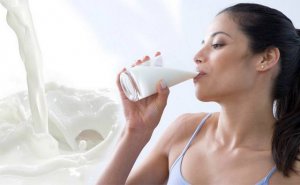 Жнки, які п’ють багато молока, більш схильні до переломів, ніж ті, хто вживає його менше.