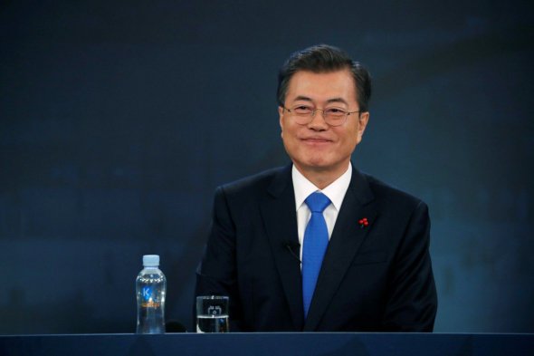 Президент Южной Кореи Мун Чжэ Ин также попал в список номинантов