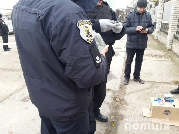 В Ізмаїлі на Одещині    правоохоронці знешкодили вибуховий пристрій, який передав їм водій рейсового автобуса "Київ-Ізмаїл"
