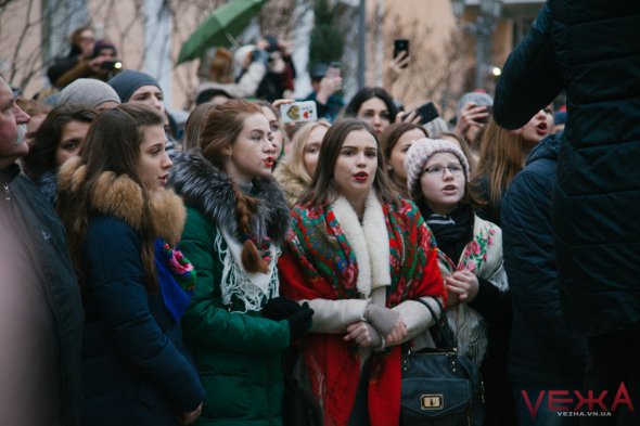 В Виннице пять хоров одновременно спели Леонтовича. Фото: vezha.vn.ua