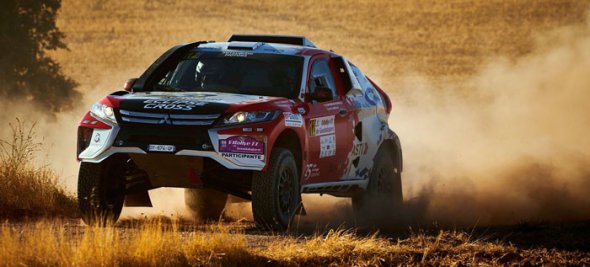 Mitsubishi представила гоночну версію Eclipse Cross для Дакара. Фото: Mitsubishi