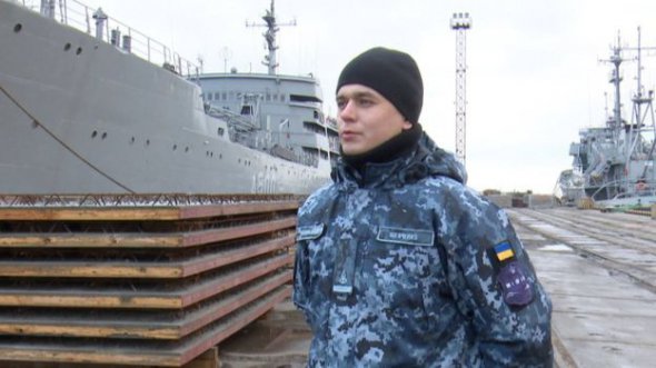 Заместитель командира корабля "Донбасс" Ярослав Шевченко рассказал о том, как россияне провоцировали украинских военных при переходе