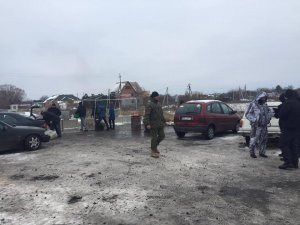 Біля Супрунівки поблизу Полтави 20 і 21 листопада власники автомобілів на іноземній реєстрації перекривали трасу міжнародного значення Київ — Харків