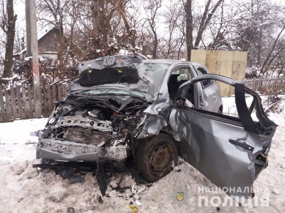 На 17 км автодороги Житомир-Могилев-Подольский произошла смертельная авария. Погибли 3 человека, травмы получили еще 3, среди них - ребенок