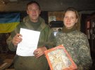 На передовую волонтеры привезли подарки для бойцов в день Николая