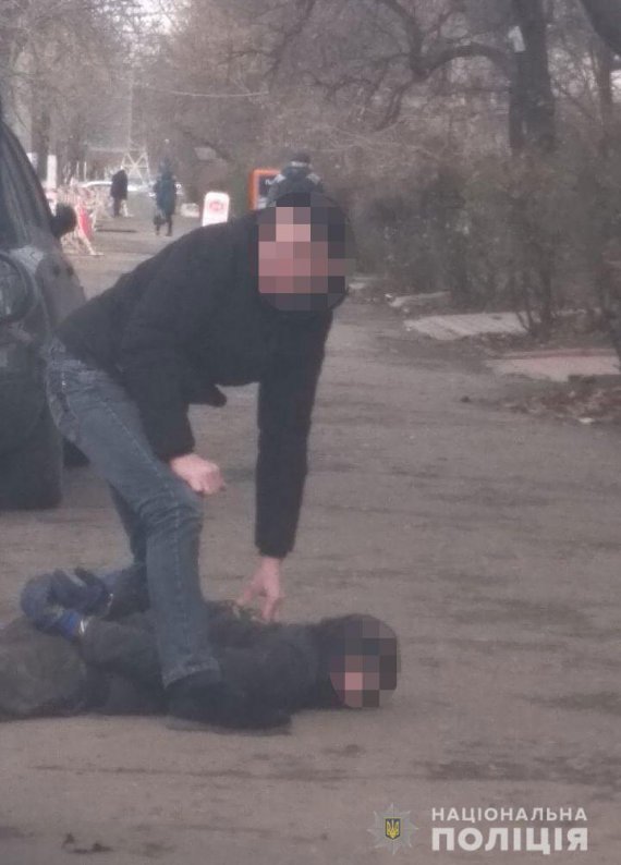 У Подільську на Одещині затримали двох братів 19 та 17 років. На їхньому рахунку більше десятка крадіжок та незаконне заволодіння транспортними засобами