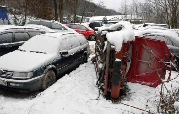 У Словаччині масово кидають автомобілі