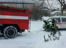 В течение суток спасатели вытащили из снежных заносов 650 автомобилей и более 1500 человек