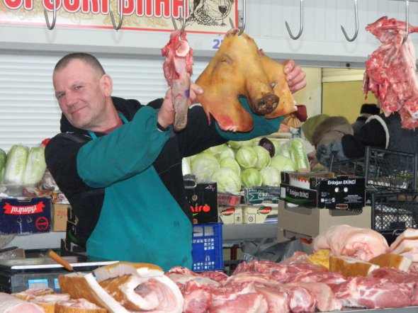 Винницкое сало: продавцы свинины рассказали о ценах на новогодние праздники