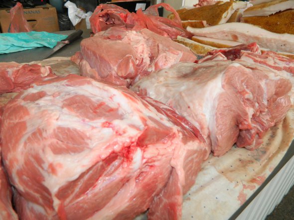 Вінницьке сало: продавці свинини розповіли про ціни на новорічні свята