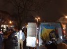 Похоронний кортеж з Євгеном Тоненьковим зустріли у центрі Львова