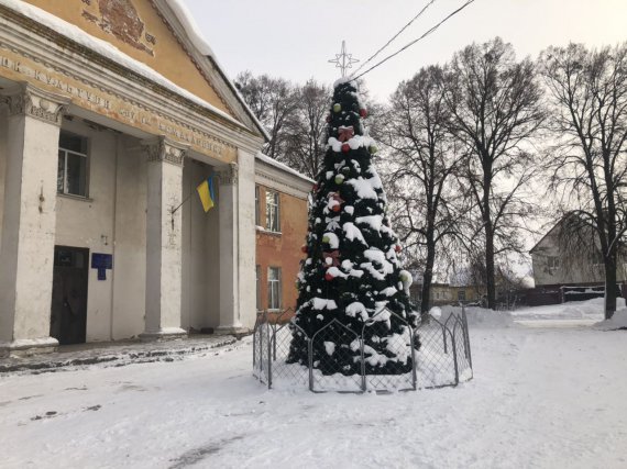 Так перед Новым годом выглядит село Ковалевка, что в 18 км от Полтавы