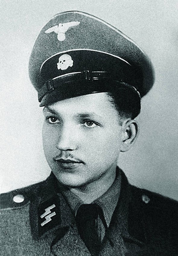 Володимир Клос вступив до дивізії СС ”Галичина” 1943-го. Сфотографувався наступного року