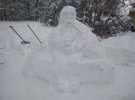 Снігові скульптури у дендропарку