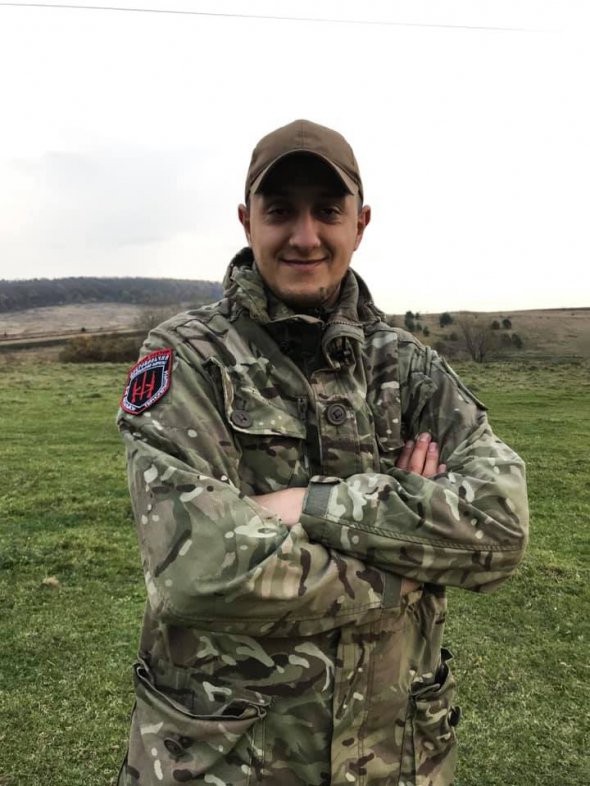 28-летний Назар Сарабун родом из Тернопольской области. На войну ушел добровольцем