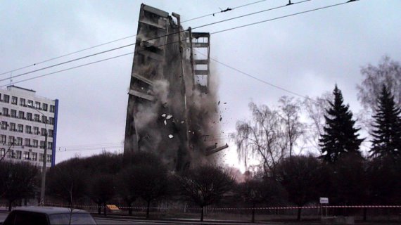 Демонтували залишок заводу "Знамя"