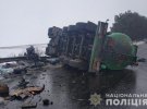 Вінниччина: у моторошній аварії за участю бензовоза вантажівку розтрощило вщент