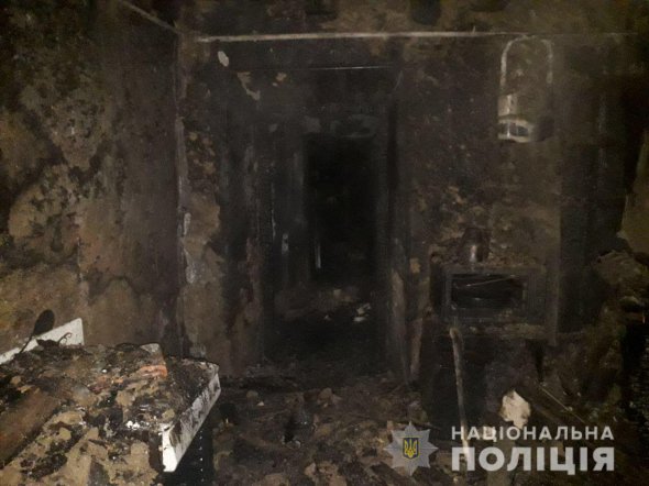 В Запорожской области в доме сгорели мужчина 1989 года и двое несовершеннолетних детей. Мать детей - совершила самоубийство.