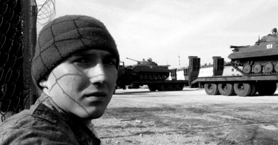 Російський солдат Олександр Кущ пише у себе на сторінці, що возив бойову технніку в Крим у 2014 році