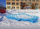  У місті Решетилівка на Полтавщині зліпили із снігу 6-метрову мапу України