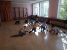 У групах займаютья по 8-10 людей, тренування для новачків тривають годину