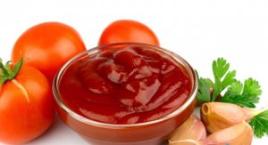 Все, из чего должен состоять кетчуп - это вода, помидоры и специи.
