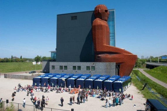 На розробку проекту музею тіла пішло 12 років, після чого ще майже два роки тривало саме будівництво