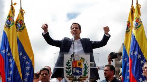 Гуайдо веде таємні переговори з військовими, аби скинути президента Ніколаса Мадуро. Фото: ВВС