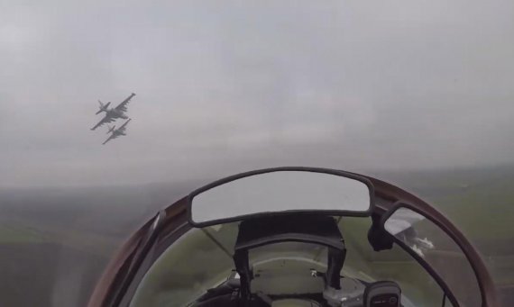 Ударные самолеты провели учения в акватории Азовского моря