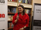 Тетяна Овдійчук отримала диплом фіналіста за новелу "Дежавю". "Я завжди пишу з гумором. Навіть якщо я не планую, він потрапляє в мої тексти. І от торішня фіналістка розповіла, що дотепні новели точно потраплять у фінал. Дякую, Оксана Самара".