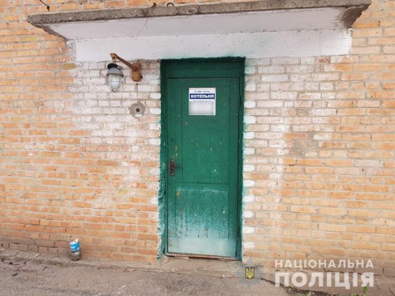 У Полтаві затримали 52-річного чоловіка. Його підозрюють у побитті та катуванні співмешканки у новорічну ніч у Білій Церкві
