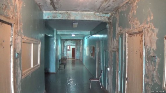 У мережі показали фото жахливого стану лікарні в окупованому Росією Криму