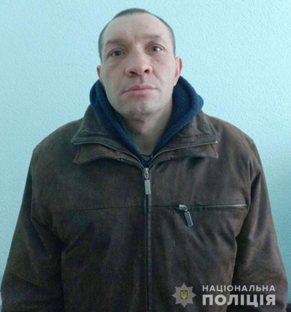 У Черкаській області із залу суду втік  рецидивіст   37-річний   Віталій Черевко