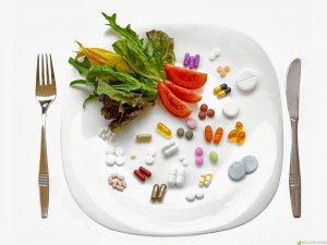Синтетические витамины не только не препятствуют развитию болезней, а напротив часто провоцируют их.
