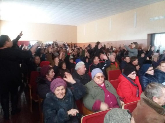 На зборах у Гожулах громада проголосувала за приєднання до Полтави