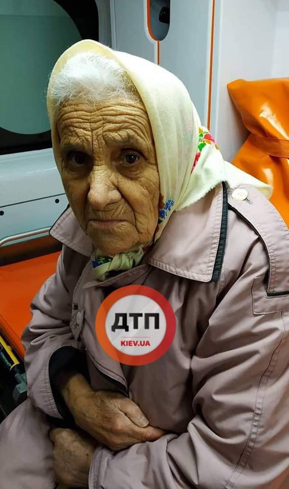 В Киеве нашли женщину, которая потеряла память. Активисты просят узнать