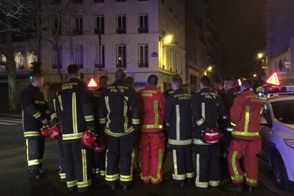 У дипломатичному кварталі Парижа спалахнула пожежа. Загинуло 7 осіб, 28 поранені