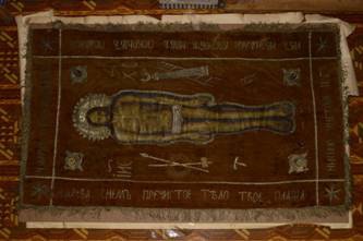 РПЦ вернула в музей Плащаницу ХІХ века